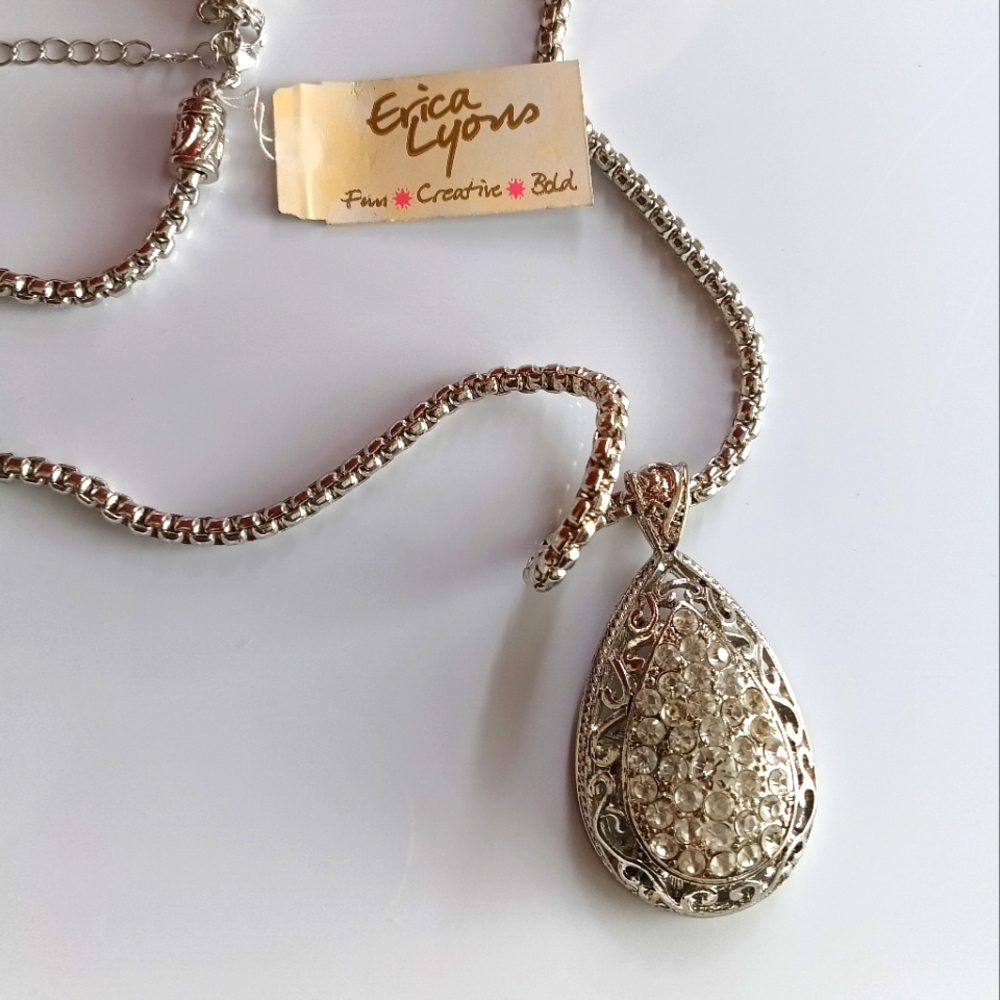 Rhinestone Teardrop Necklace
